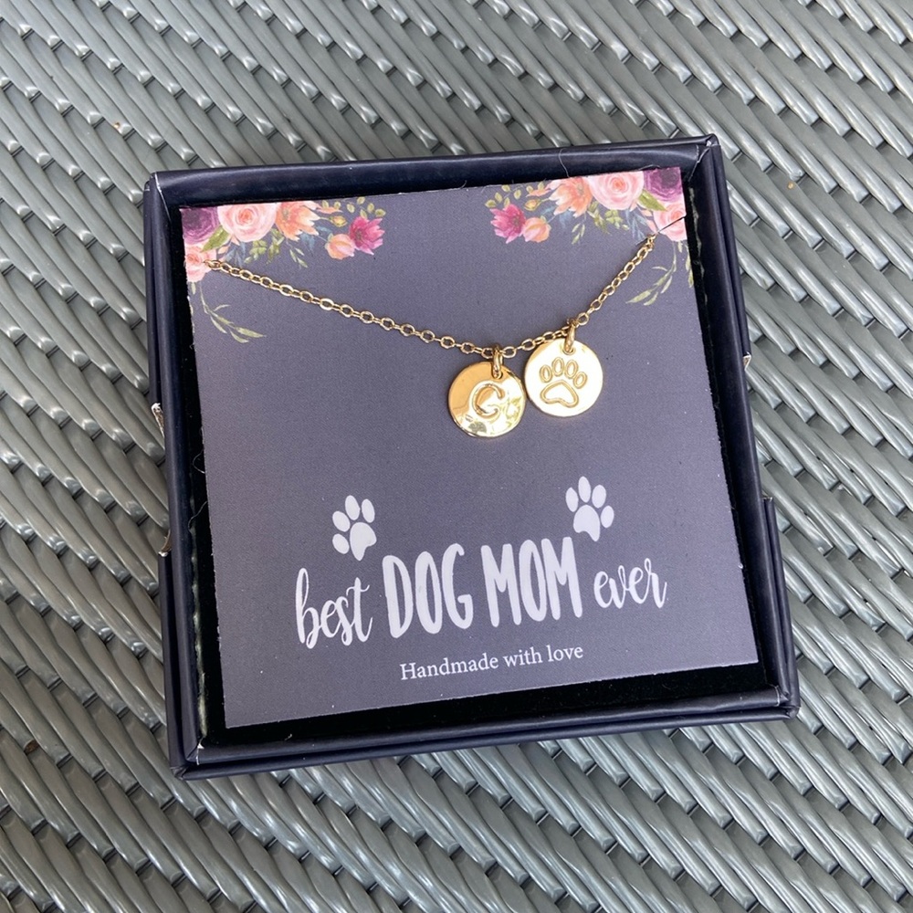 NIB Gold Chain Adjustable “C” Dog Mom Necklace